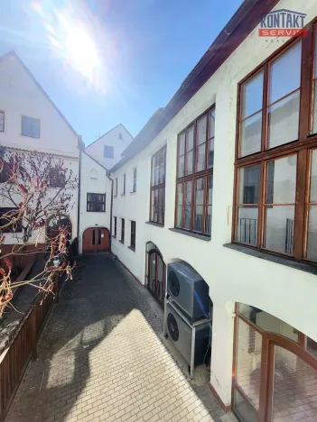 Pronájem bytu 2+1, České Budějovice, nám. Přemysla Otakara II., 86 m2