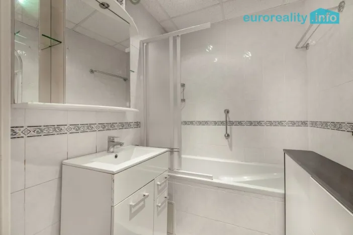 Prodej bytu 5+1, Česká Lípa, Zhořelecká, 86 m2