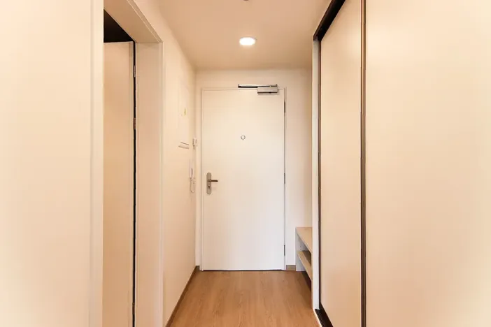 Pronájem bytu 1+kk, Praha, Poděbradská, 37 m2