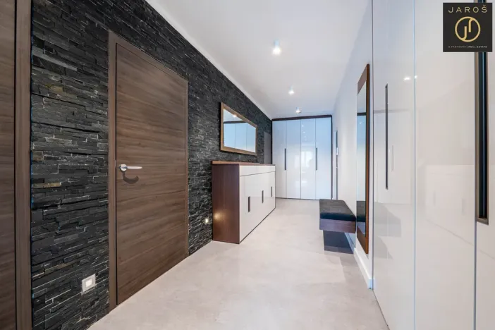 Pronájem bytu 4+1, Praha - Nové Město, Ke Karlovu, 121 m2