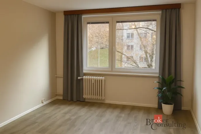 Pronájem bytu 2+1, Karlovy Vary - Drahovice, Boženy Němcové, 66 m2