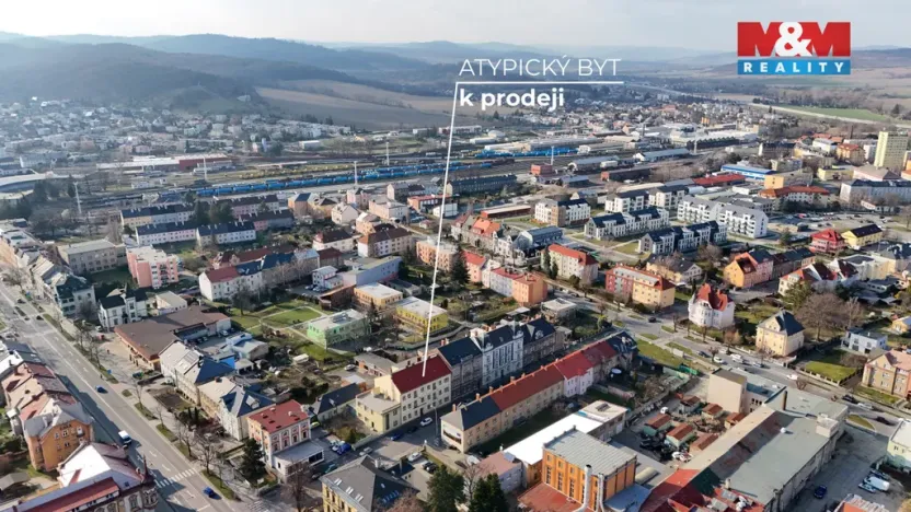 Prodej atypického bytu, Krnov - Pod Bezručovým vrchem, Bezručova, 73 m2