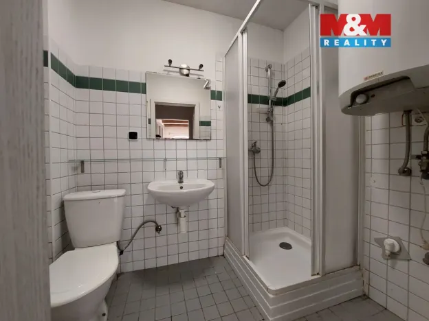 Pronájem bytu 1+kk, Kolín - Kolín I, Karlova, 25 m2