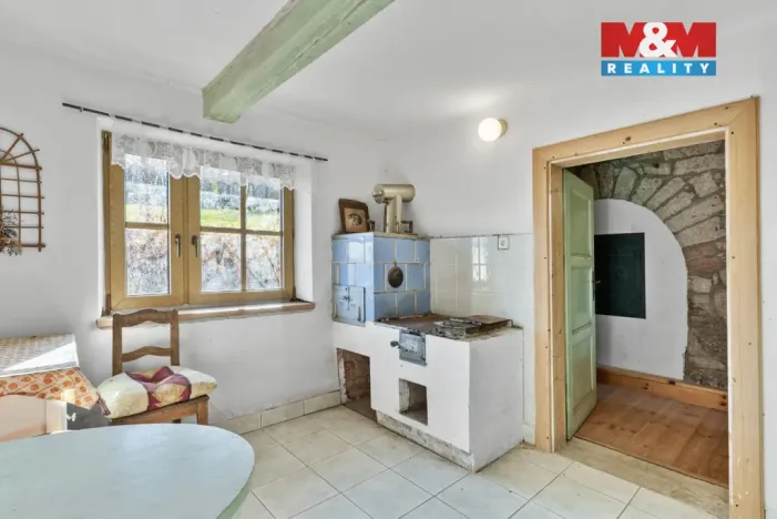 Prodej rodinného domu, Lomnice nad Popelkou - Černá, 100 m2