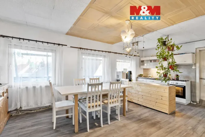 Prodej rodinného domu, Dubá, Sluneční, 242 m2