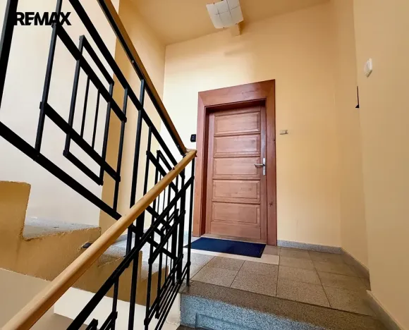 Pronájem kanceláře, Praha - Strašnice, Průběžná, 128 m2