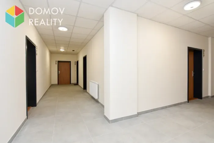 Pronájem bytu 1+kk, Beroun, Nepilova, 49 m2