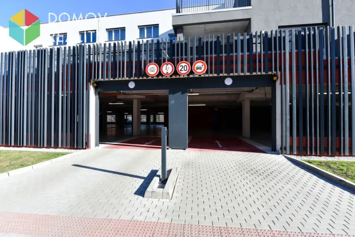 Pronájem bytu 1+kk, Beroun, Nepilova, 49 m2