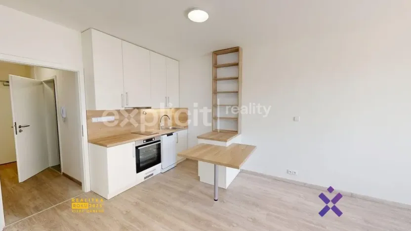 Pronájem bytu 1+kk, Zlín, Nad Stráněmi, 34 m2