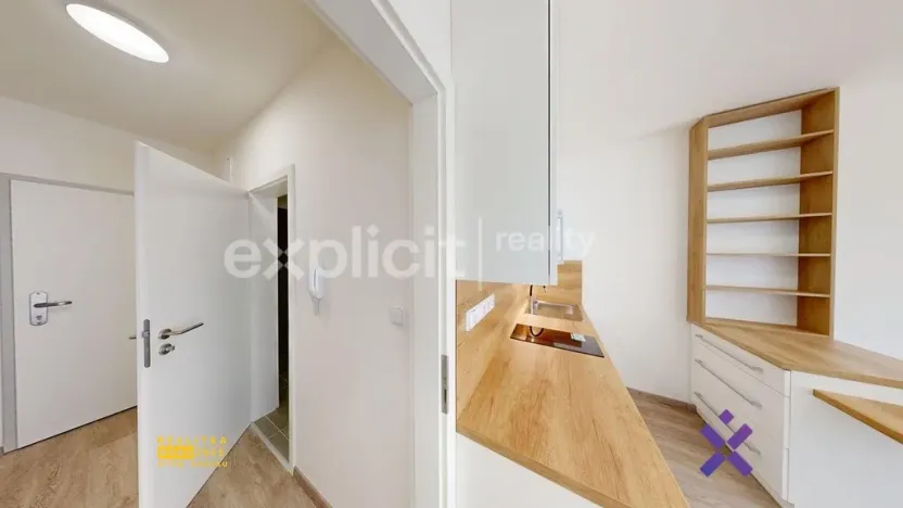 Pronájem bytu 1+kk, Zlín, Nad Stráněmi, 34 m2