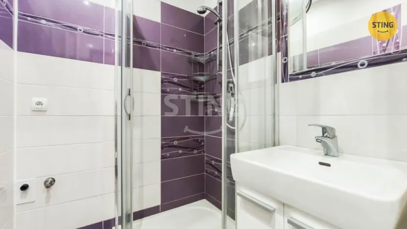 Pronájem bytu 2+1, Jihlava, U Hřbitova, 55 m2