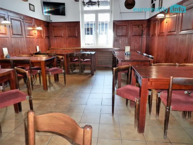 Pronájem restaurace, Praha - Letňany, Malkovského, 206 m2