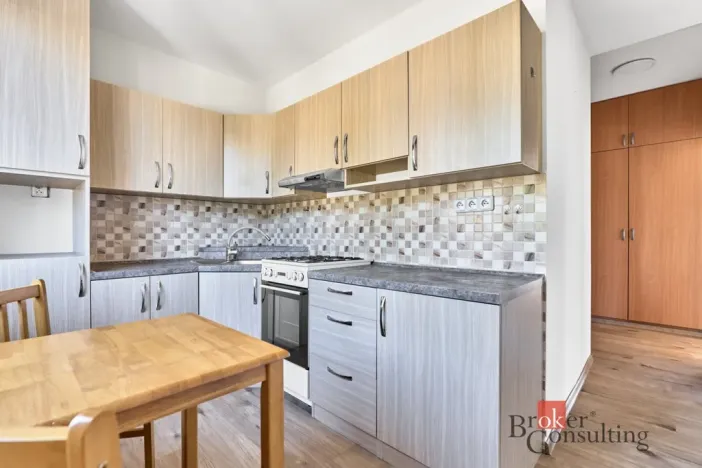 Prodej bytu 3+1, Nová Role, 1. máje, 70 m2