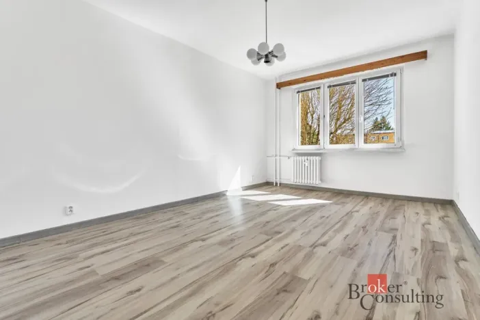 Prodej bytu 3+1, Nová Role, 1. máje, 70 m2