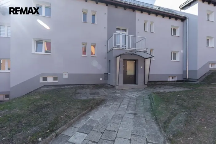 Prodej bytu 3+kk, Meziboří, U stadionu, 70 m2