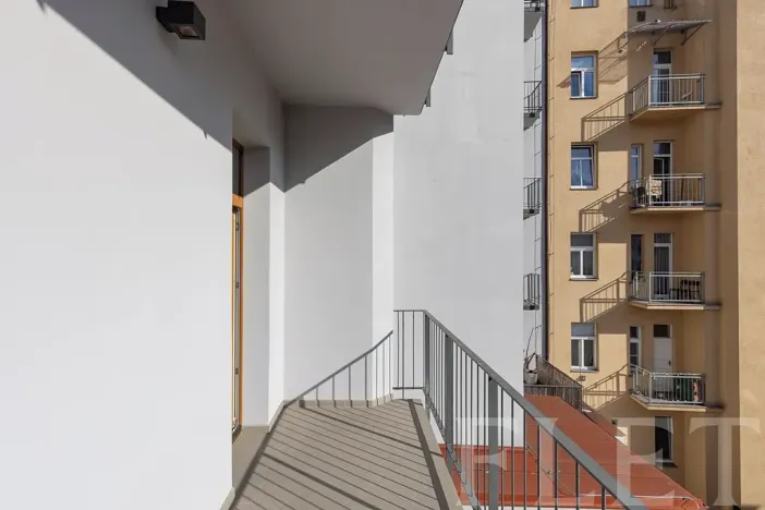 Pronájem bytu 2+kk, Praha - Libeň, Lihovarská, 43 m2