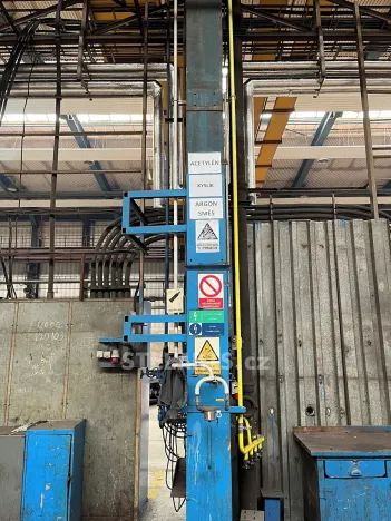 Pronájem výrobních prostor, Benešov, Černoleská, 1950 m2