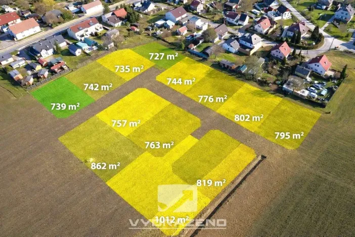 Prodej pole, Solnice, 739 m2
