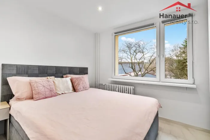 Prodej bytu 4+kk, Česká Kamenice, 5. května, 78 m2