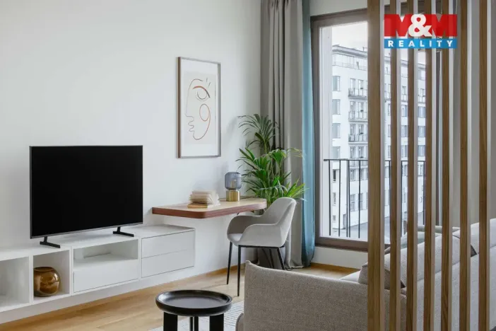 Pronájem bytu 1+kk, Praha - Smíchov, Toyen, 38 m2