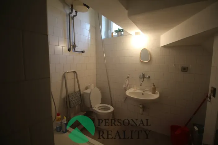 Pronájem kanceláře, Kladno, T. G. Masaryka, 16 m2