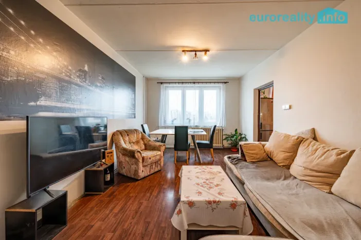 Prodej bytu 3+1, Chodský Újezd, 78 m2