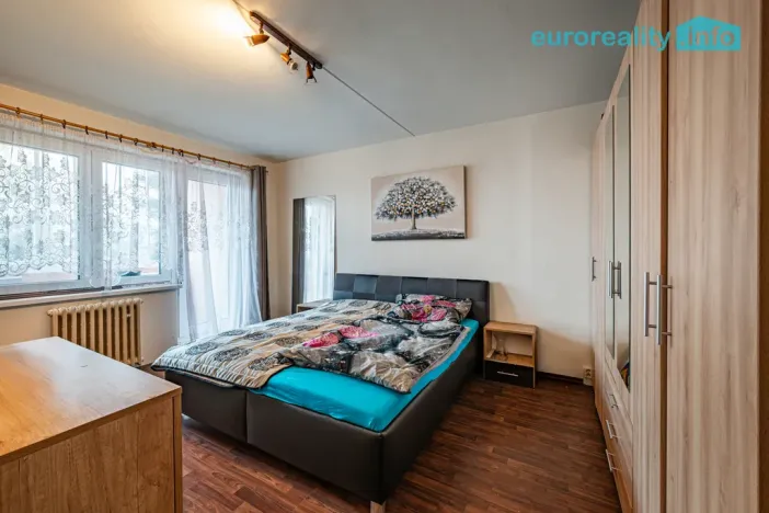 Prodej bytu 3+1, Chodský Újezd, 78 m2