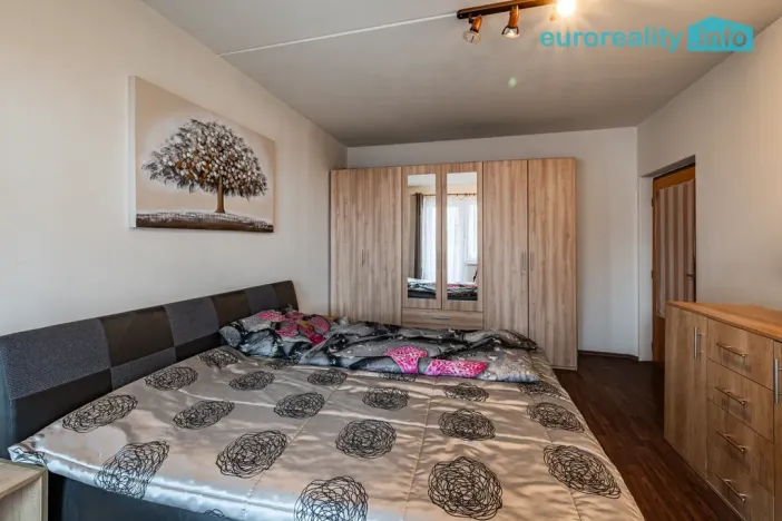 Prodej bytu 3+1, Chodský Újezd, 78 m2