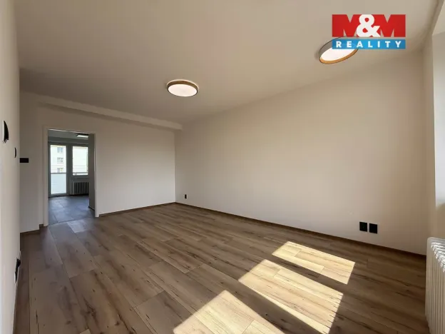 Prodej bytu 3+1, Karviná - Mizerov, tř. Těreškovové, 66 m2