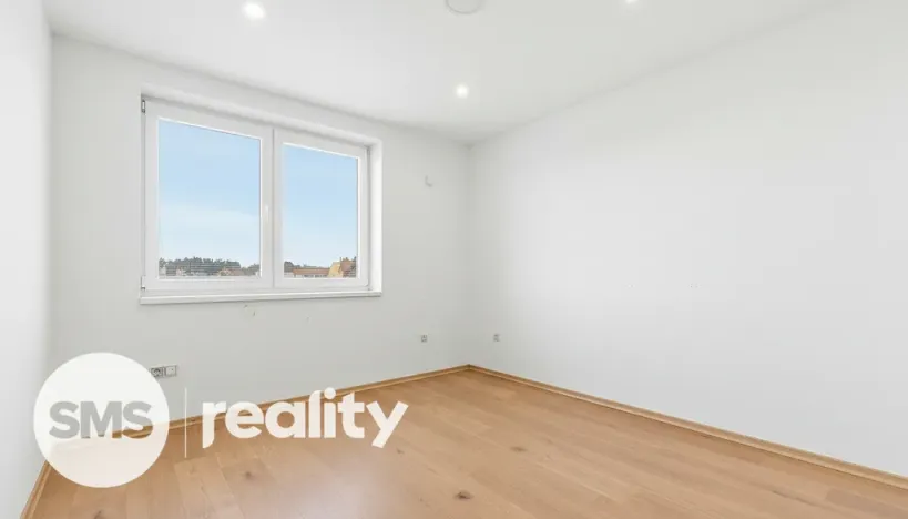 Pronájem bytu 5+1, Trnava, 95 m2