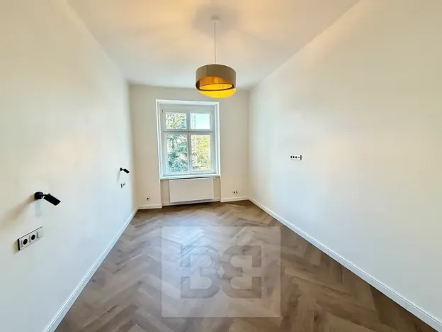 Pronájem bytu 3+kk, Praha - Libeň, Sokolovská, 95 m2