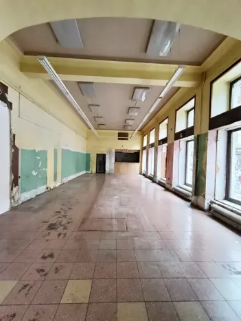 Pronájem obchodního prostoru, Hradec Králové, Mostecká, 296 m2