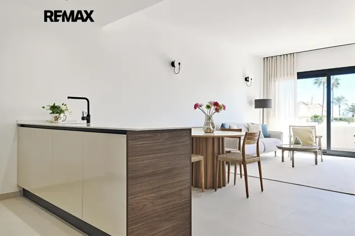 Prodej bytu 3+kk, Torrevieja, Španělsko, Calle Celindo, 102 m2