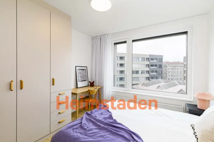 Pronájem bytu 2+kk, Praha - Holešovice, U Pergamenky, 48 m2