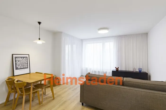 Pronájem bytu 2+kk, Praha - Holešovice, U Pergamenky, 59 m2