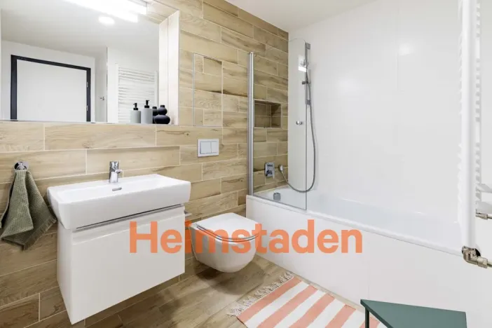 Pronájem bytu 2+kk, Praha - Holešovice, U Pergamenky, 59 m2