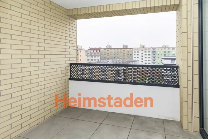 Pronájem bytu 2+kk, Praha - Holešovice, U Pergamenky, 59 m2