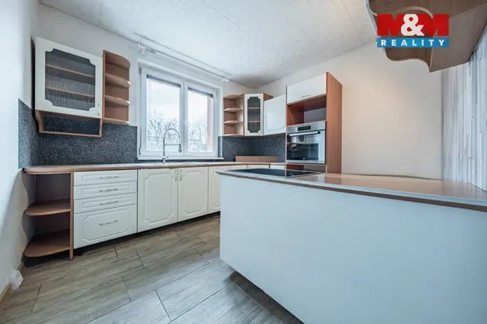 Prodej bytu 3+1, Klášterec nad Ohří, Lípová, 68 m2