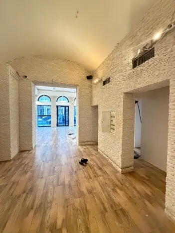 Pronájem obchodního prostoru, Praha - Nové Město, Soukenická, 181 m2