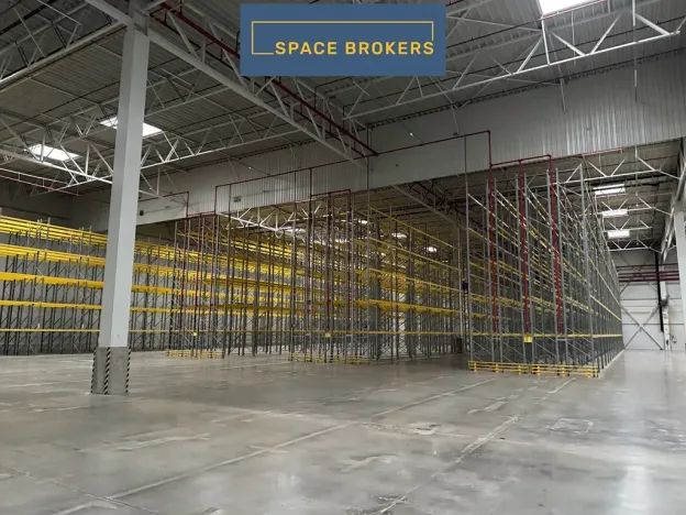 Pronájem skladu, Modřice, 8163 m2