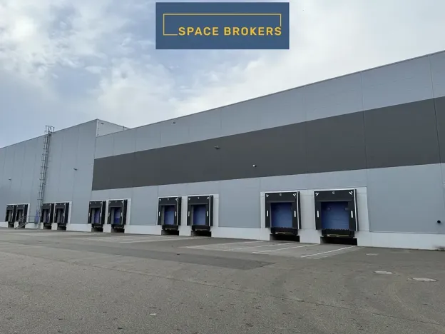 Pronájem skladu, Modřice, 8163 m2