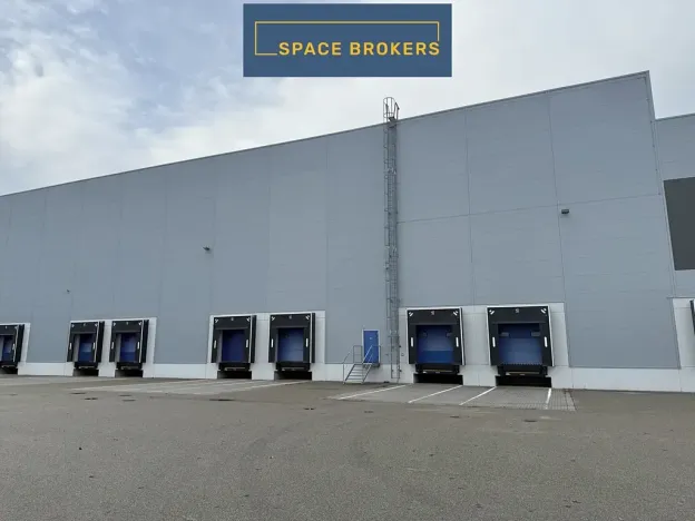 Pronájem skladu, Modřice, 8163 m2