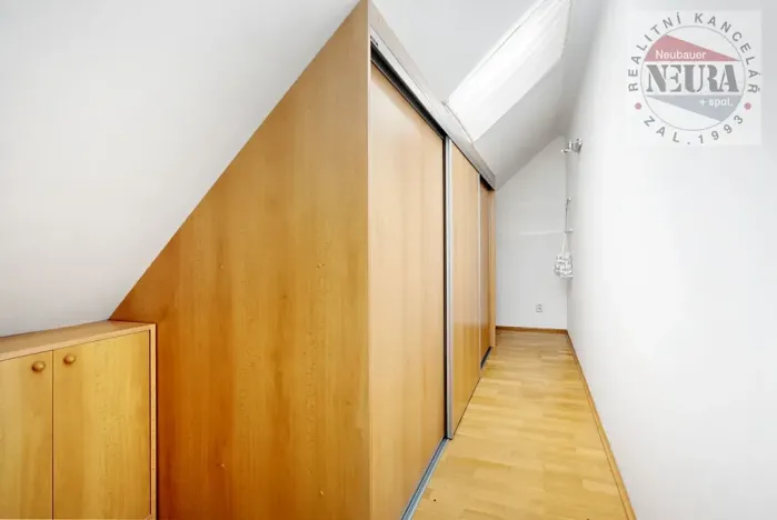 Prodej rodinného domu, Praha - Kbely, Benecká, 180 m2