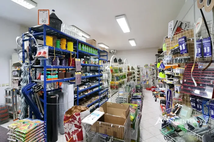 Pronájem obchodního prostoru, Pohořelice, nám. Svobody, 135 m2