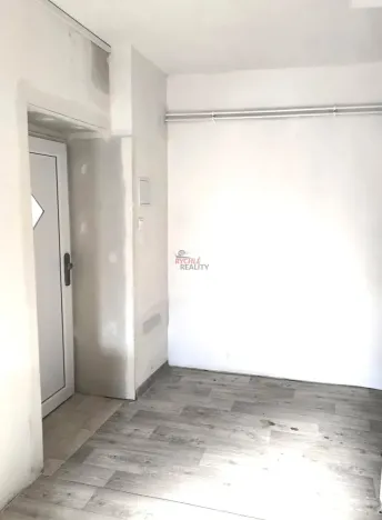 Pronájem bytu 2+1, Rožnov pod Radhoštěm, Pod Chlacholovem, 85 m2