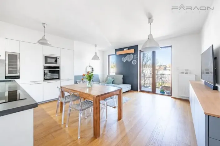 Prodej bytu 3+kk, Praha - Hloubětín, Nademlejnská, 86 m2