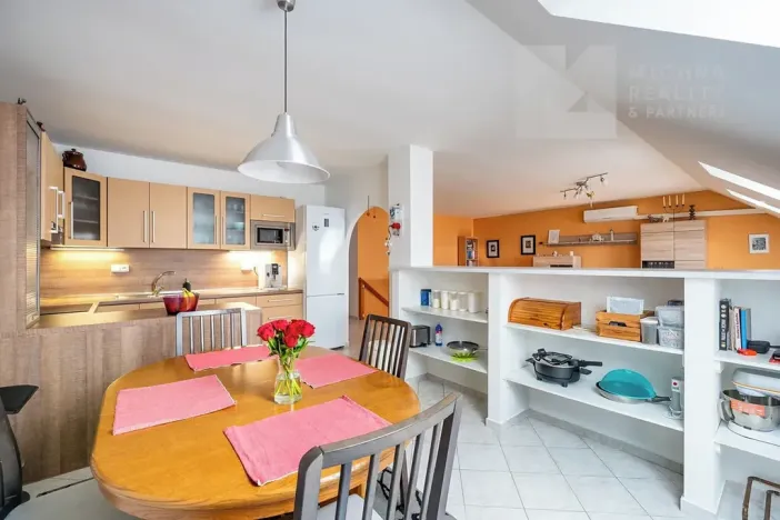 Prodej rodinného domu, Mikulov, Hliniště, 362 m2