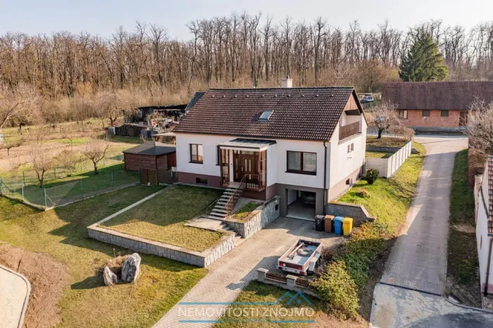 Prodej rodinného domu, Božice, 141 m2