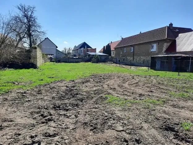 Prodej pozemku pro bydlení, Křešice, 686 m2