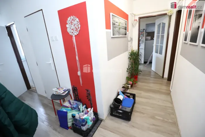 Prodej bytu 2+1, Cheb, Valdštejnova, 60 m2